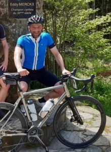 Roeland Keppens posing with his bike